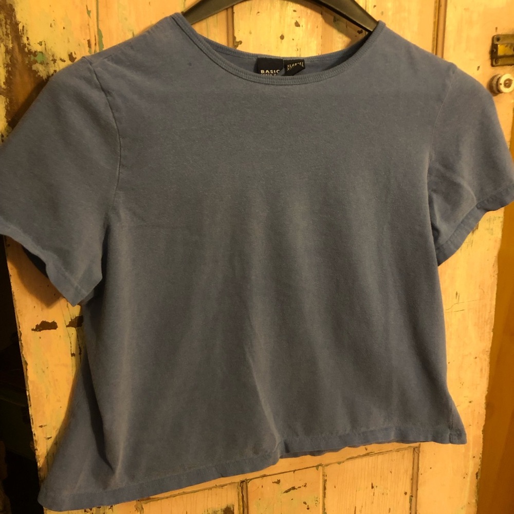 Crop Top - Picture 2 of 5